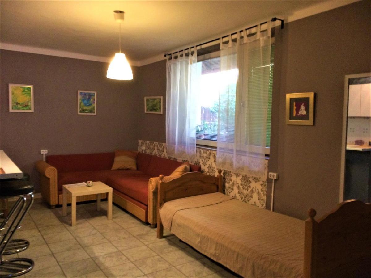 Eszterhazy Guesthouse Vác Εξωτερικό φωτογραφία